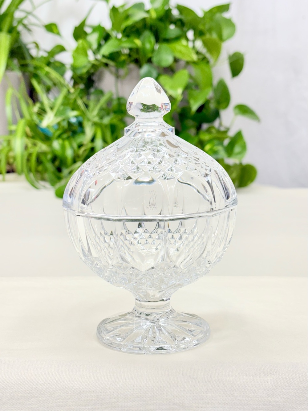 Vintage Cristal d’Arques Longchamp 24% Lead Crystal Candy Dish with Lid